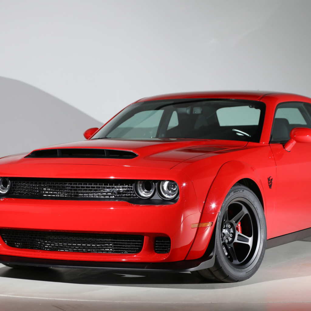 Автомобиль Dodge Challenger SRT Demon, 2018 