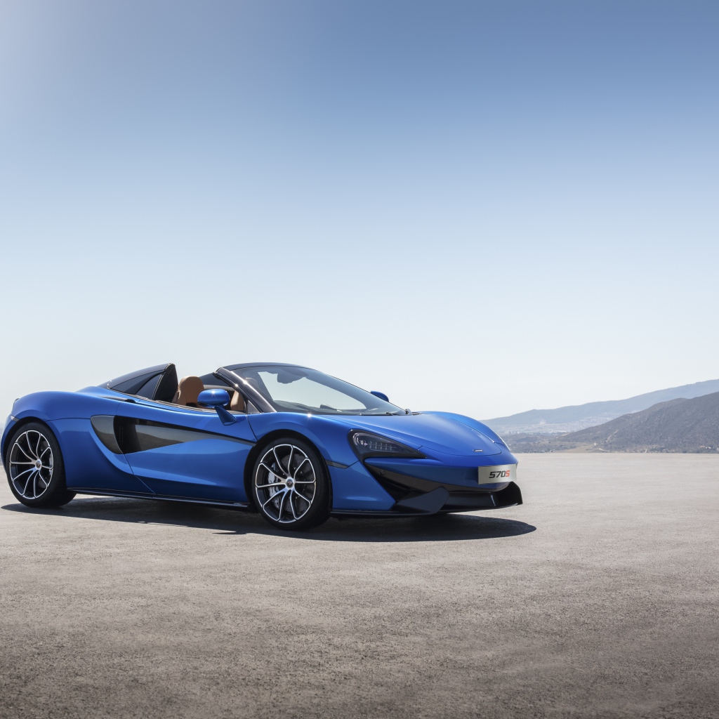 Синий спортивный автомобиль  McLaren 570S Spider, 2018