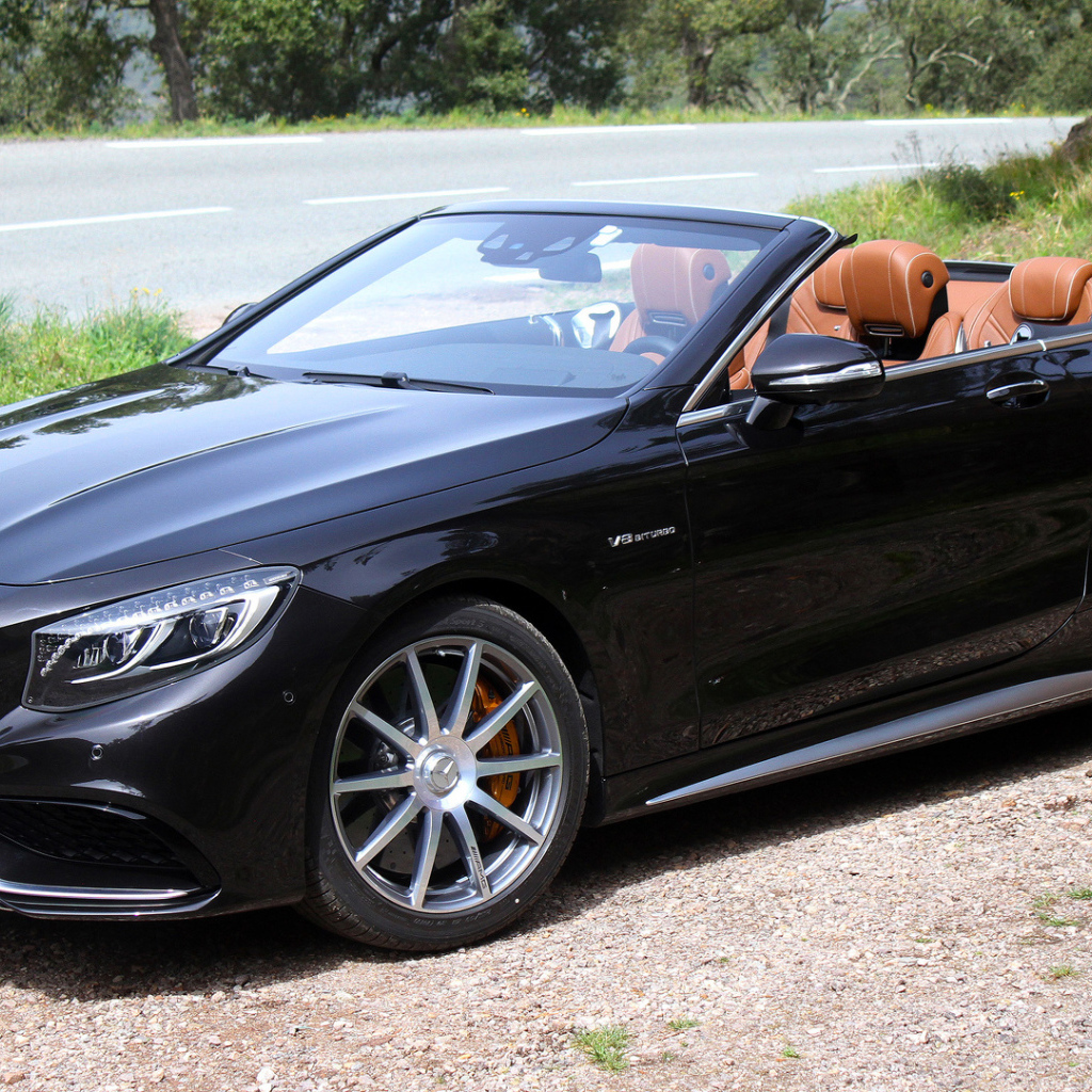 Черный Mercedes-AMG S63 Cabriolet  2017 года 