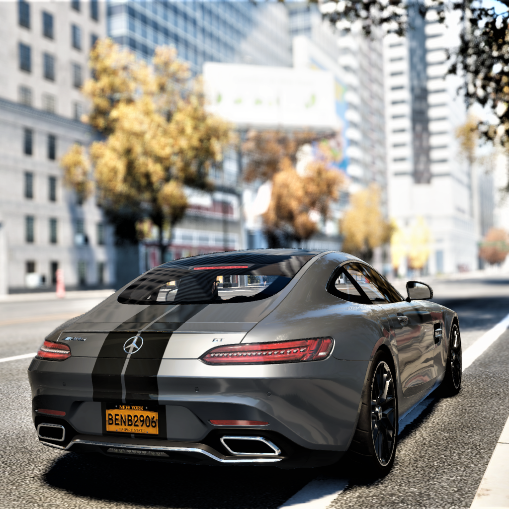 Спортивный автомобиль Mercedes-AMG GT вид сзади 