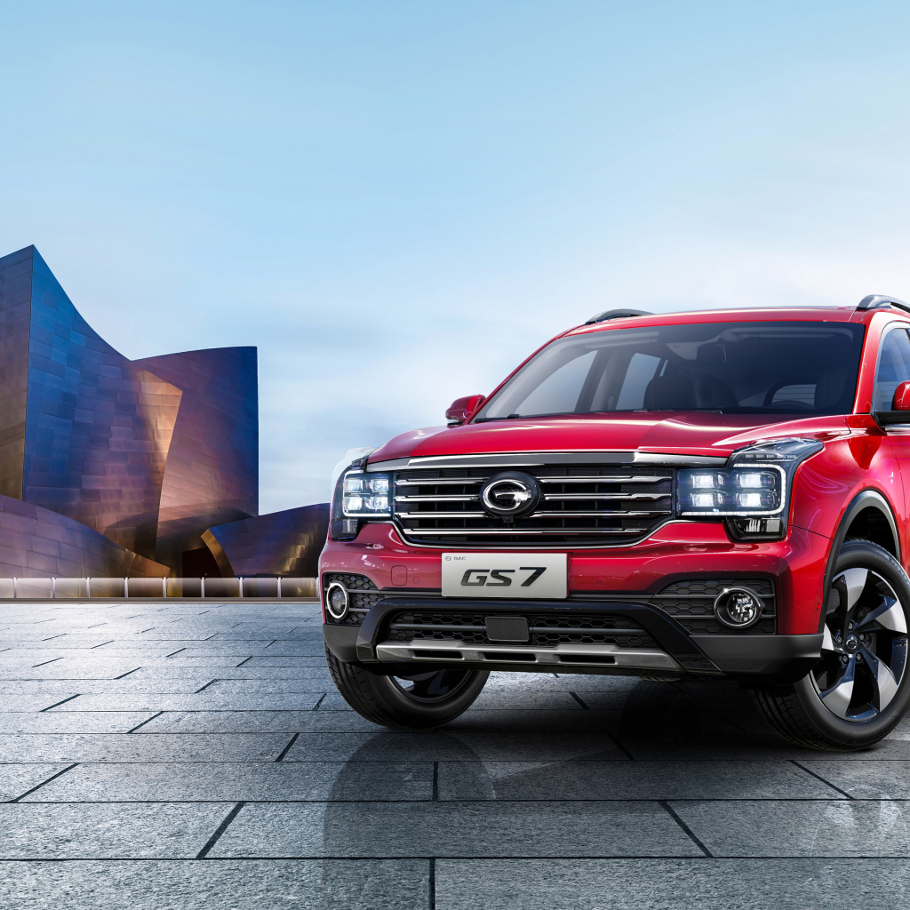 Красный кроссовер Trumpchi GS7, 2017 года