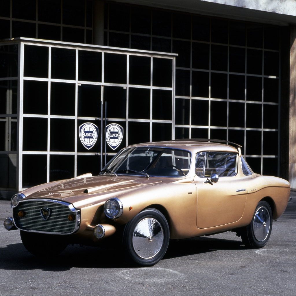 Ретро автомобиль  Lancia Flaminia Coupy