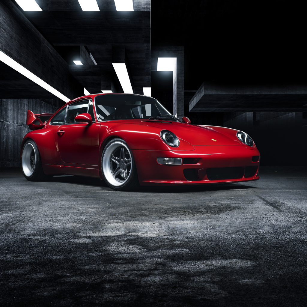 Красный автомобиль Gunther Werks 400R, Porsche 911
