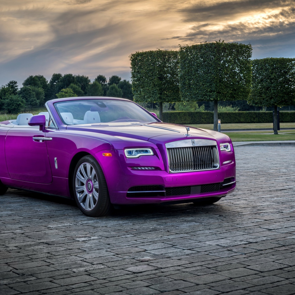 Автомобиль кабриолет Rolls Royce Dawn in Fuxia, 2018