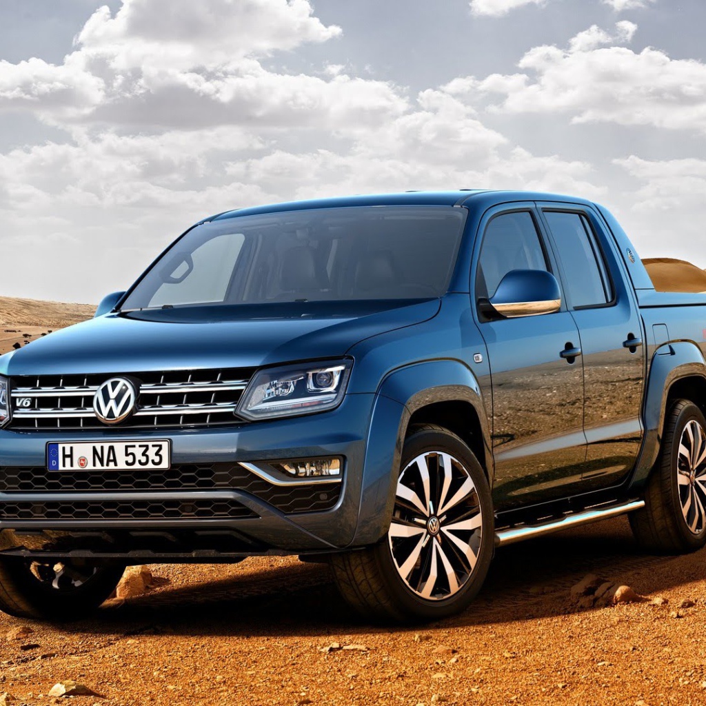 Пикап Volkswagen Amarok 2017 года в пустыни 