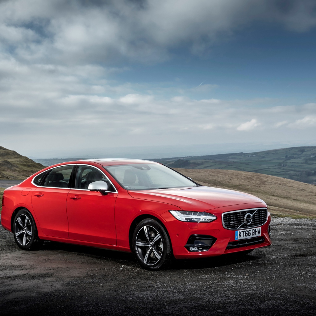 Красный автомобиль Volvo S90 D5 R-Design, 2017 