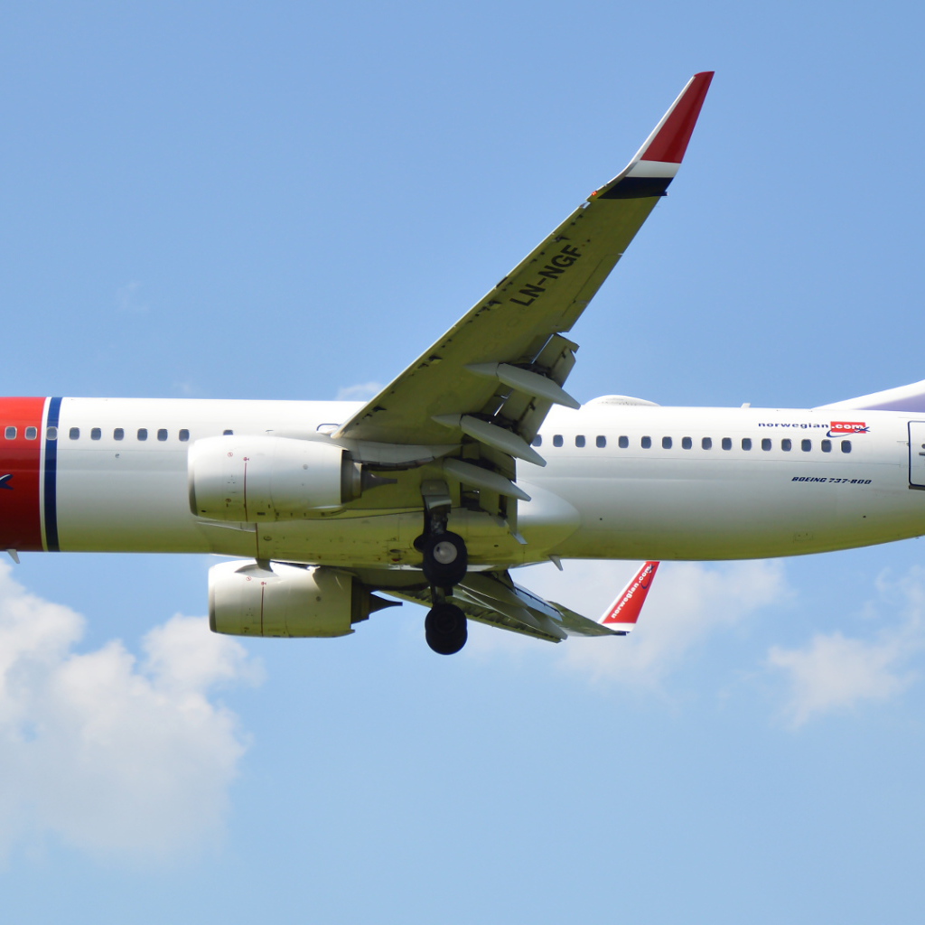 Самолет  Boeing 737 норвежской авиакомпании Norwegian Air Shuttle 