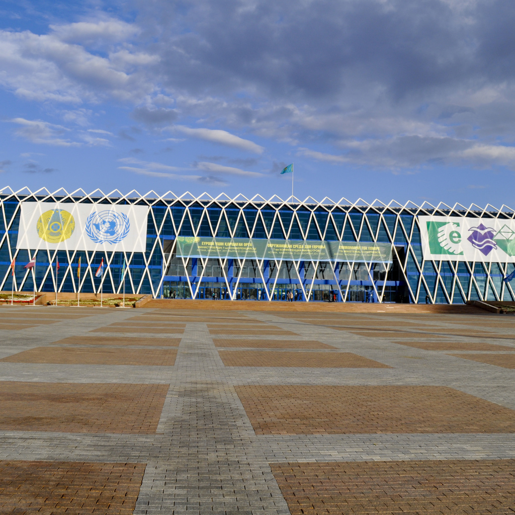 Дворец Независимости город Астана 