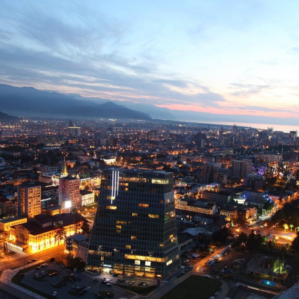 Огни вечернего города Батуми 