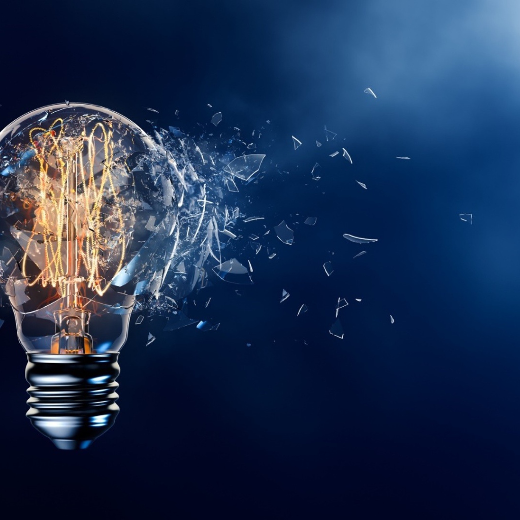 Разбитая раскаленная лампочка 