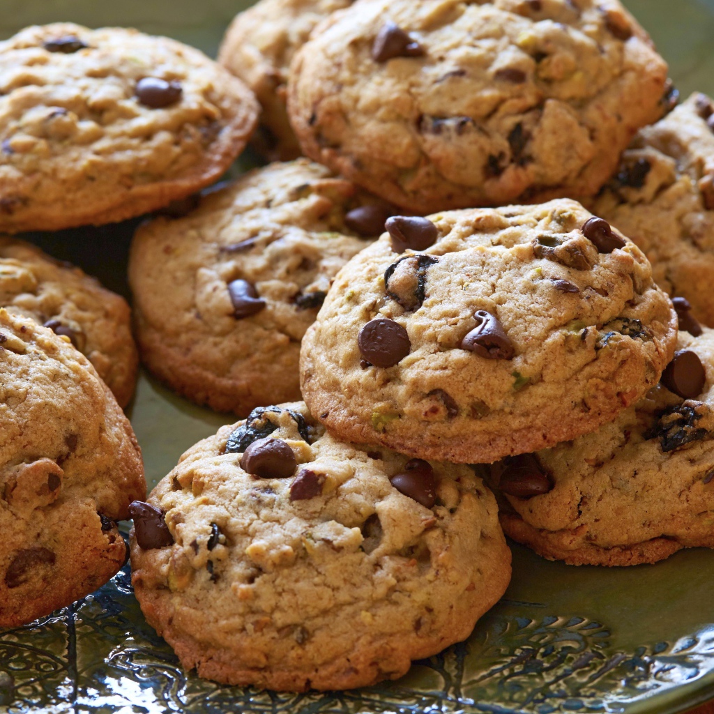 Вкусное круглое печенье с шоколадной крошкой 