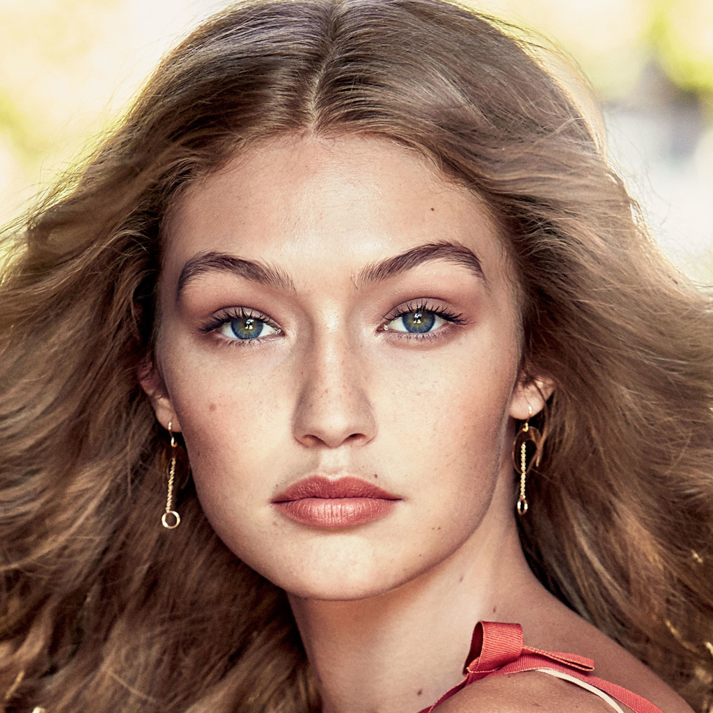 Красивая девушка модель Джиджи Хадид 