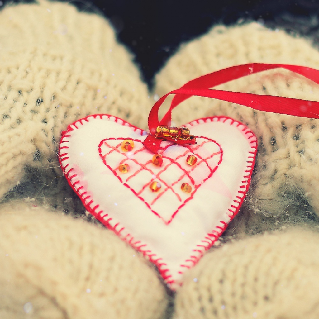 Признание в любви на ладонях 