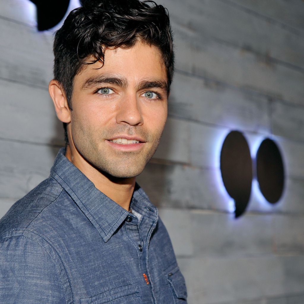 Популярный американский Эдриан Гренье