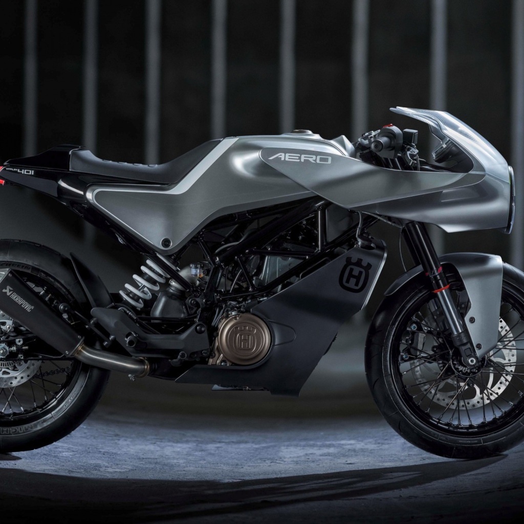 Черный мотоцикл Husqvarna Vitpilen 401 вид сбоку