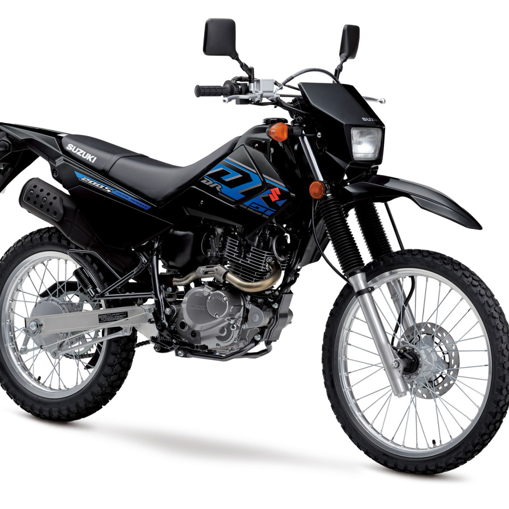 Черный мотоцикл Suzuki DR200S 