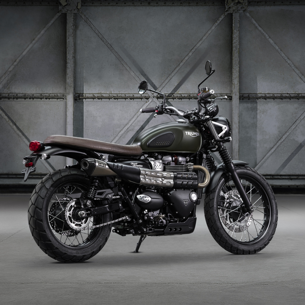 Мотоцикл Triumph Street Scrambler вид сбоку