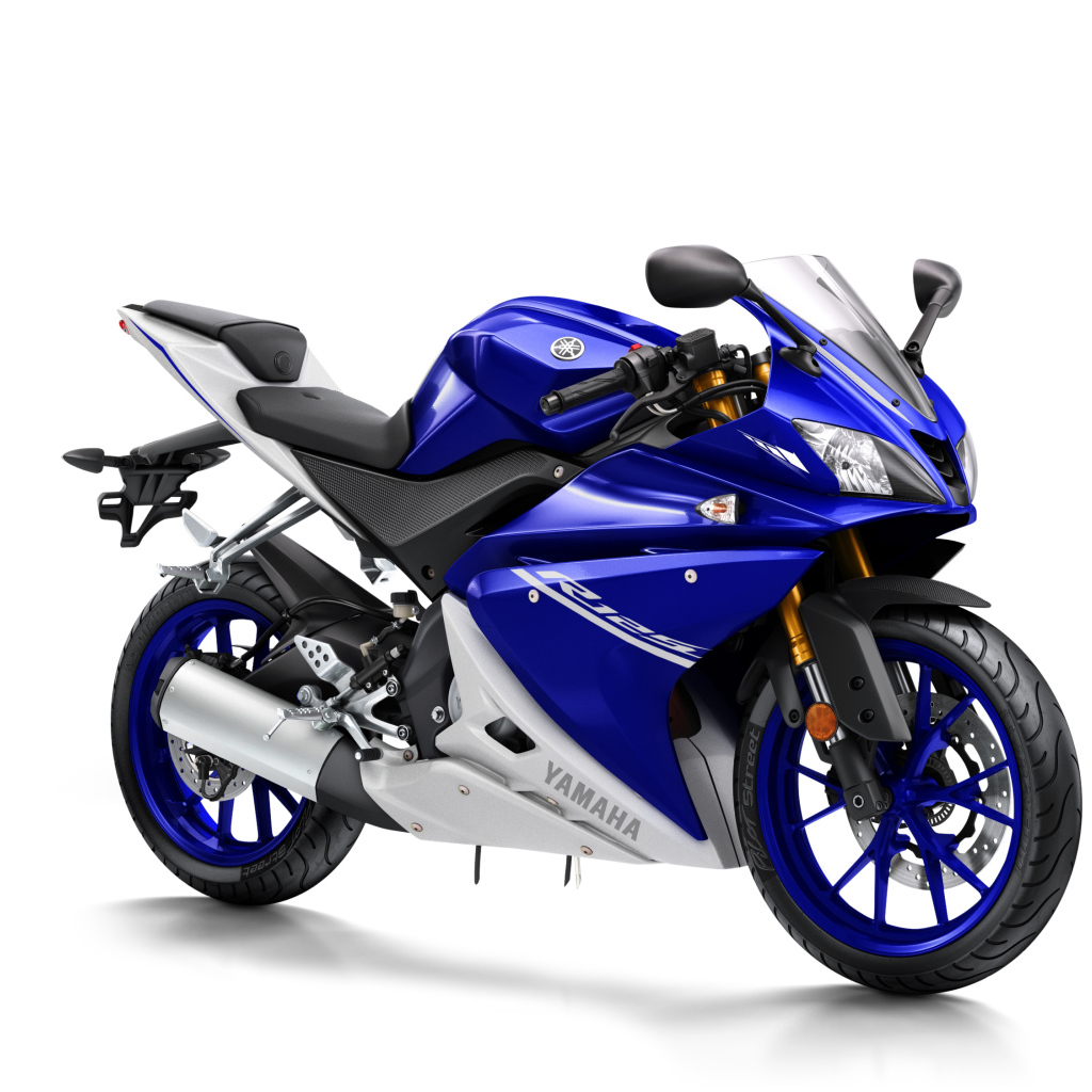 Синий мотоцикл Yamaha  YZF-R125,  на белом фоне