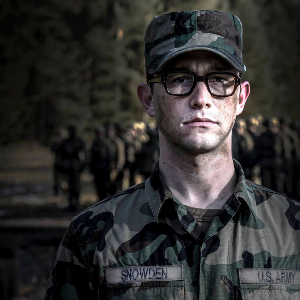 Актер Джозеф Гордон-Левитт  в фильме Сноуден 