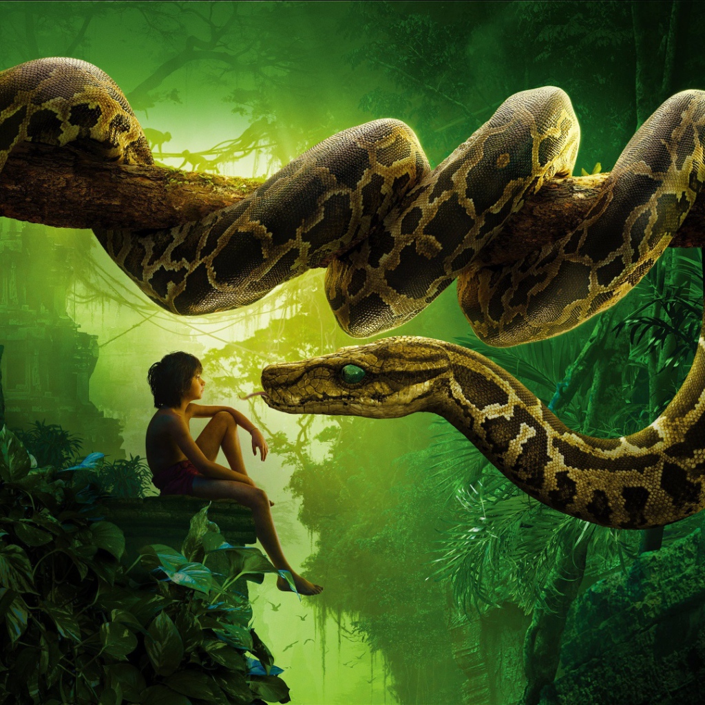 Мальчик Маугли и удав Каа персонажи фильма Книга джунглей 2016 