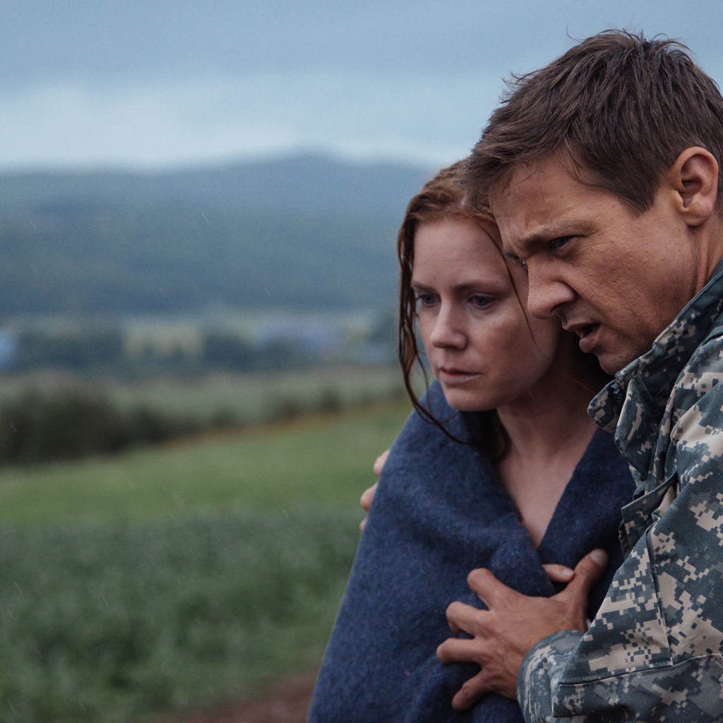 Актеры Эми Адамс и Джереми Реннер фильм Прибытие  