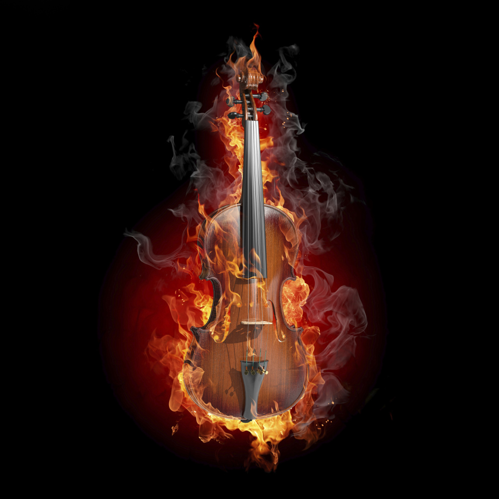 Пылающая огнем скрипка на черном фоне