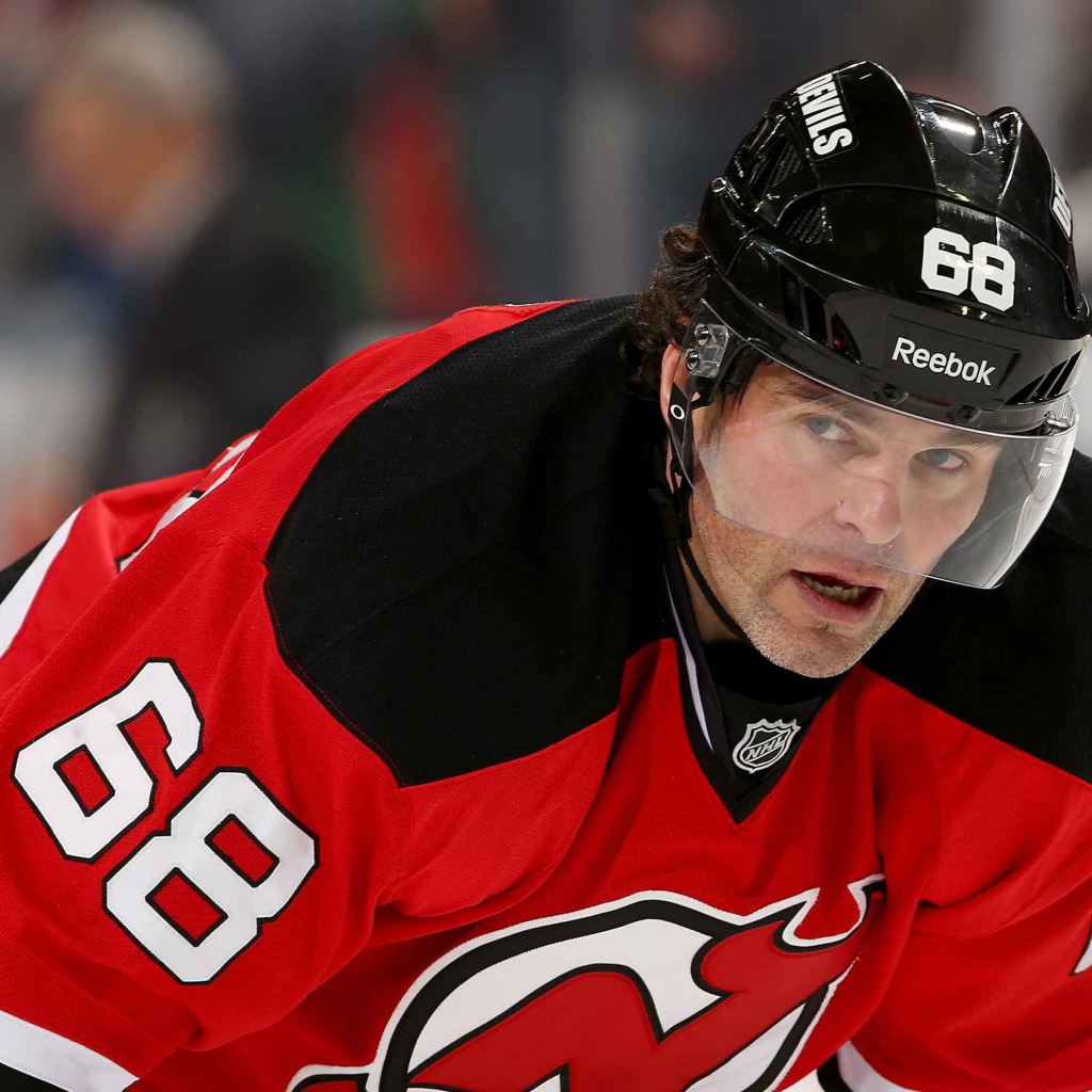 Хоккеист нападающий клуба Флорида Пантерз Яромир Ягр 