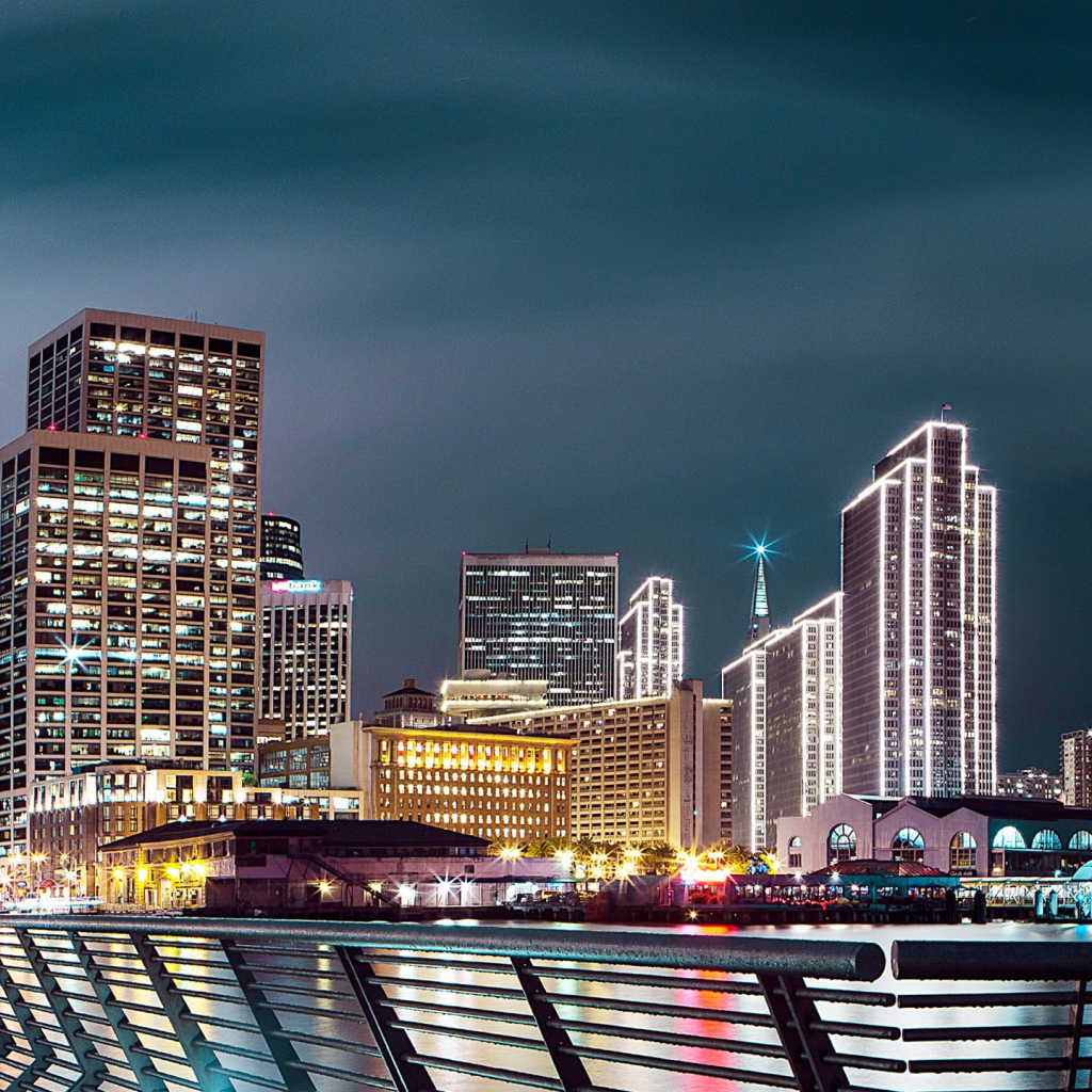 Красивый ночной город Сан - Франциско  