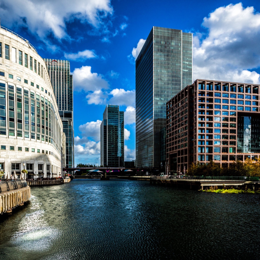 Деловой квартал Канэри-Уорф, Лондон, Великобритания