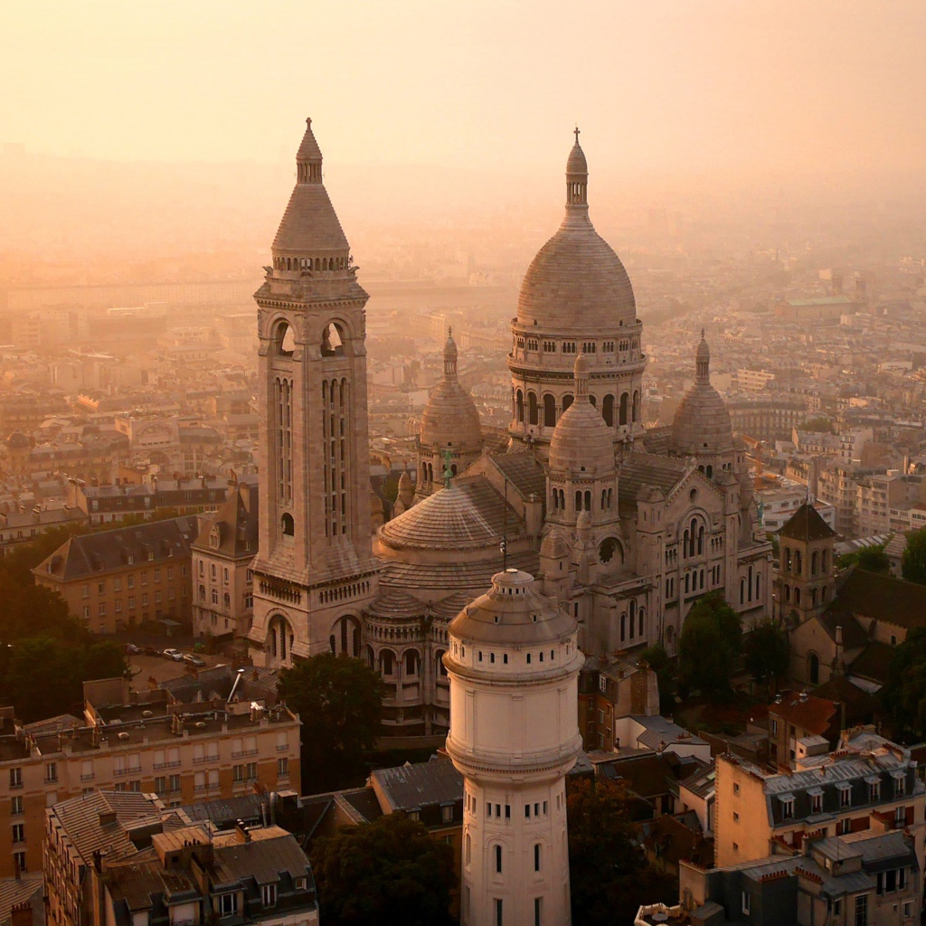 Католический храм Базилика Сакре-Кёр, Париж. Франция 