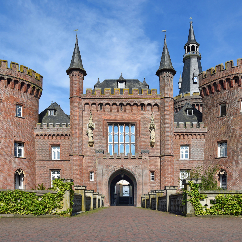 Музей Moyland Castle, город Бедбурге-Хау Германия 