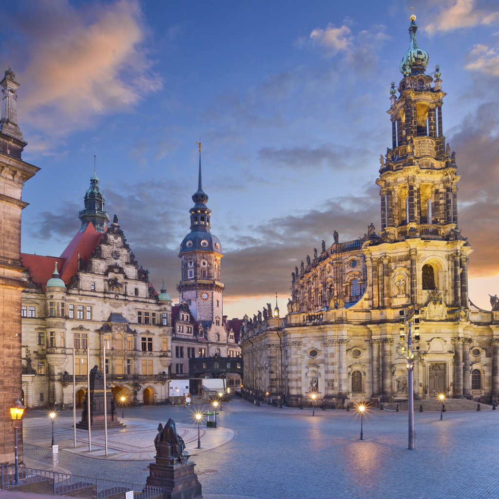 Старинная архитектура города Дрезден, Германия 