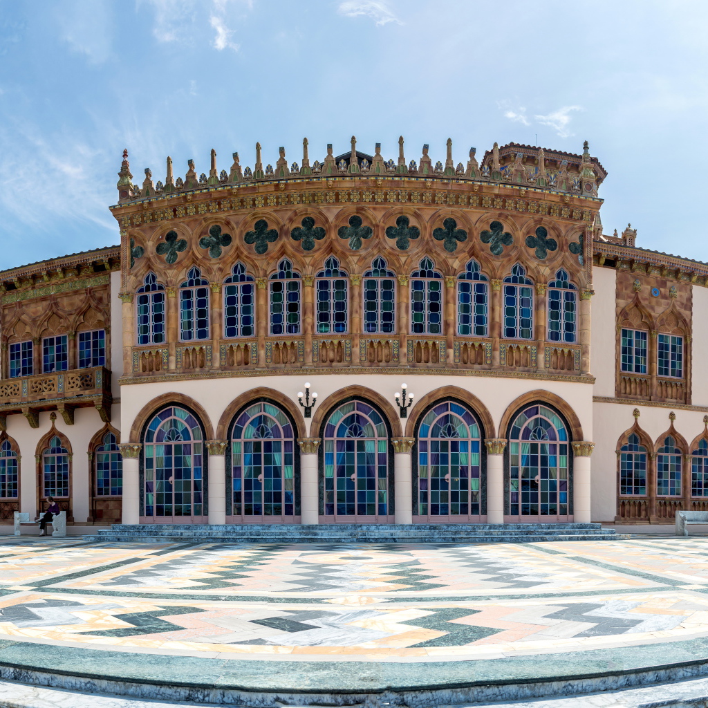 Красивое здание художественного музея Cà d'Zan, Сарасота. Флорида, США