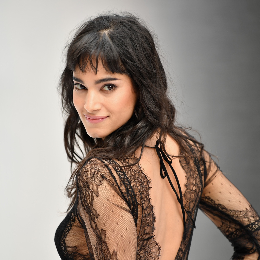 Актриса и танцовщица  София Бутелла 