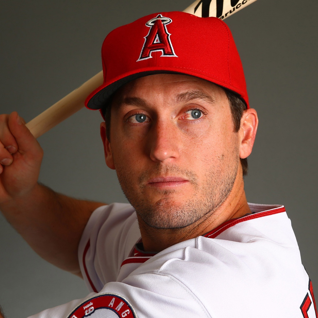 Бейсболист Дэвид Фриз с битой 