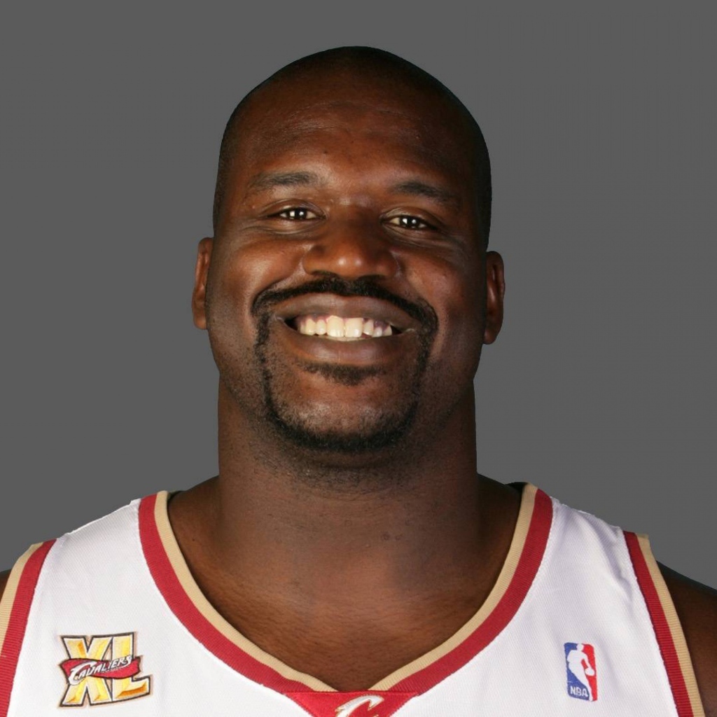 Basketball player Shaquille O'Neal smiles 