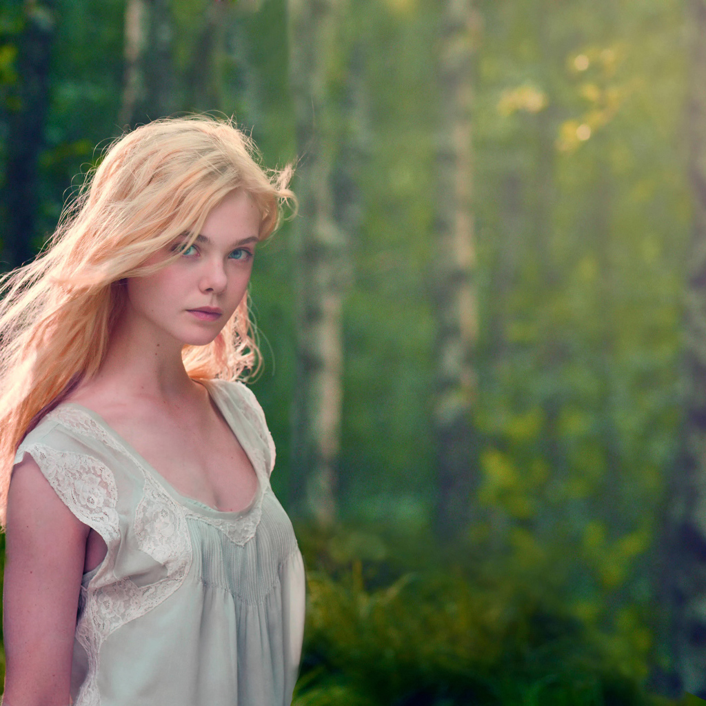 Нежная красивая девушка, актриса Эль Фэннинг