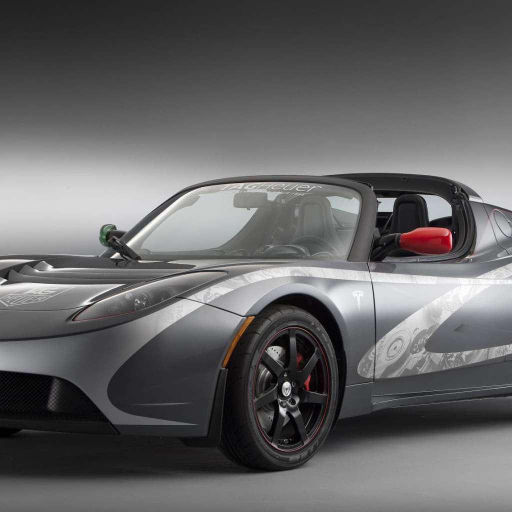 Спортивный электромобиль Tesla Roadster