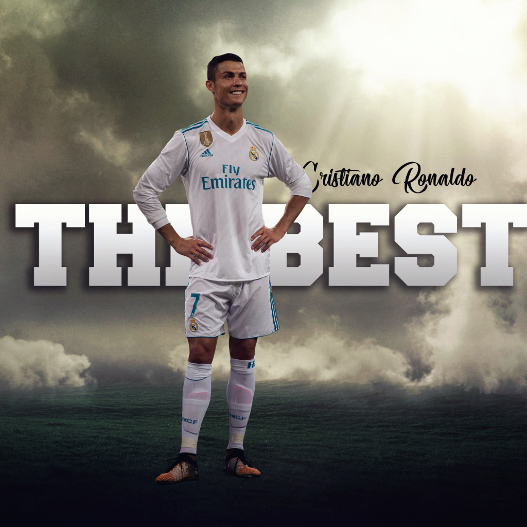 Популярный португальский футболист Криштиану Роналду на фоне надписи  The Best