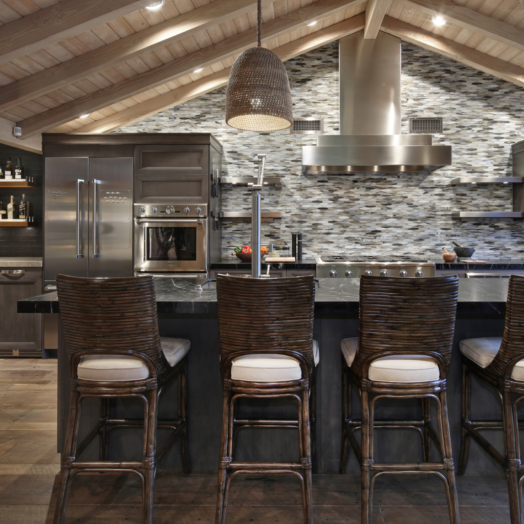 Стильная кухня в сером цвете 