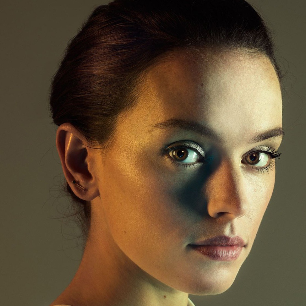 Молодая актриса Дэйзи Ридли