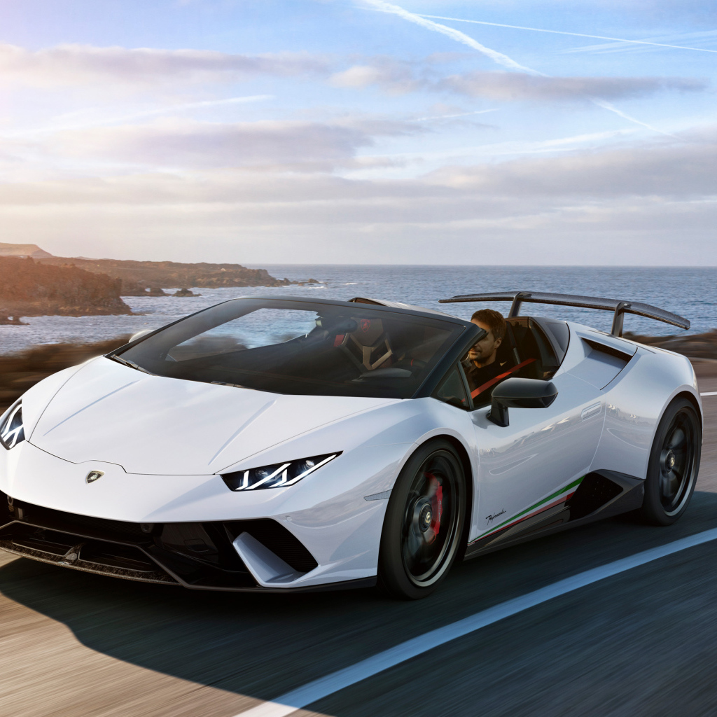 Белый кабриолет Lamborghini Huracan Performante Spyder Front View 2018