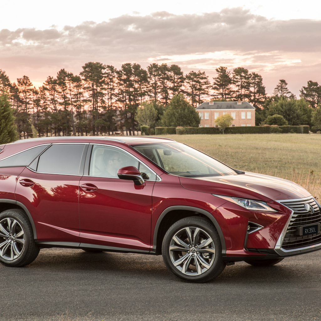 Бордовый японский автомобиль Lexus RX 350L, 2018 года