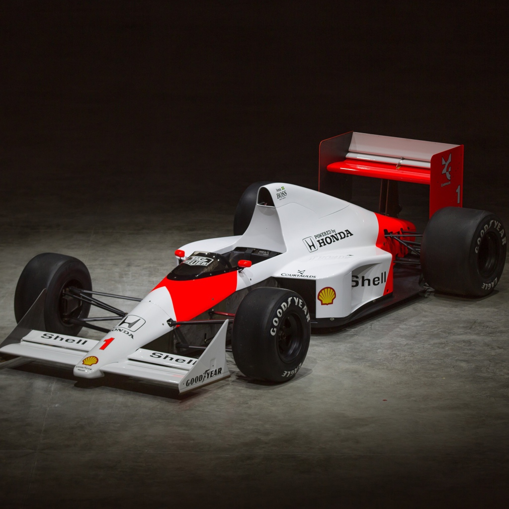 Гоночный автомобиль McLaren Senna P15, 2018