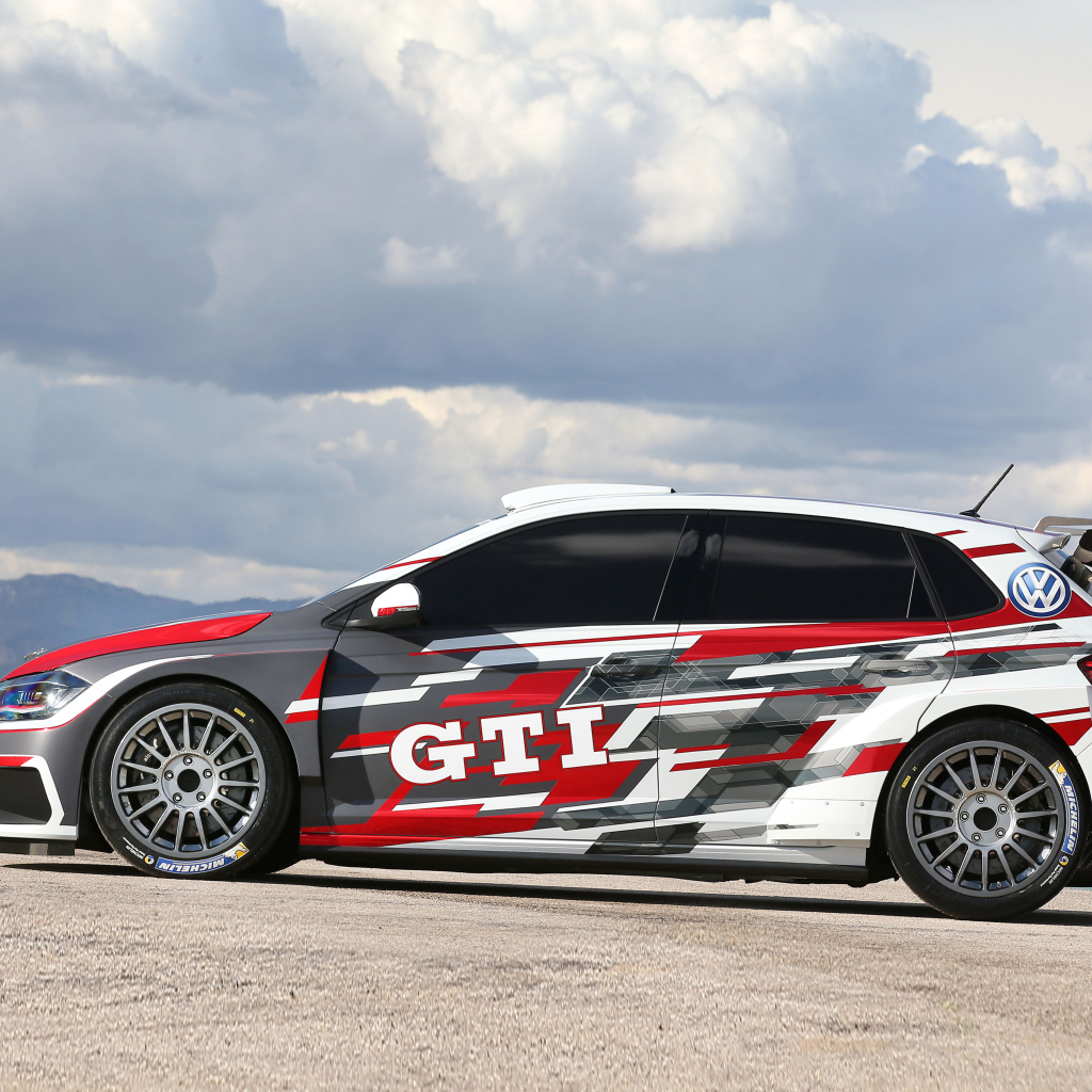 Спортивный автомобиль Volkswagen Polo GTI R5, вид сбоку