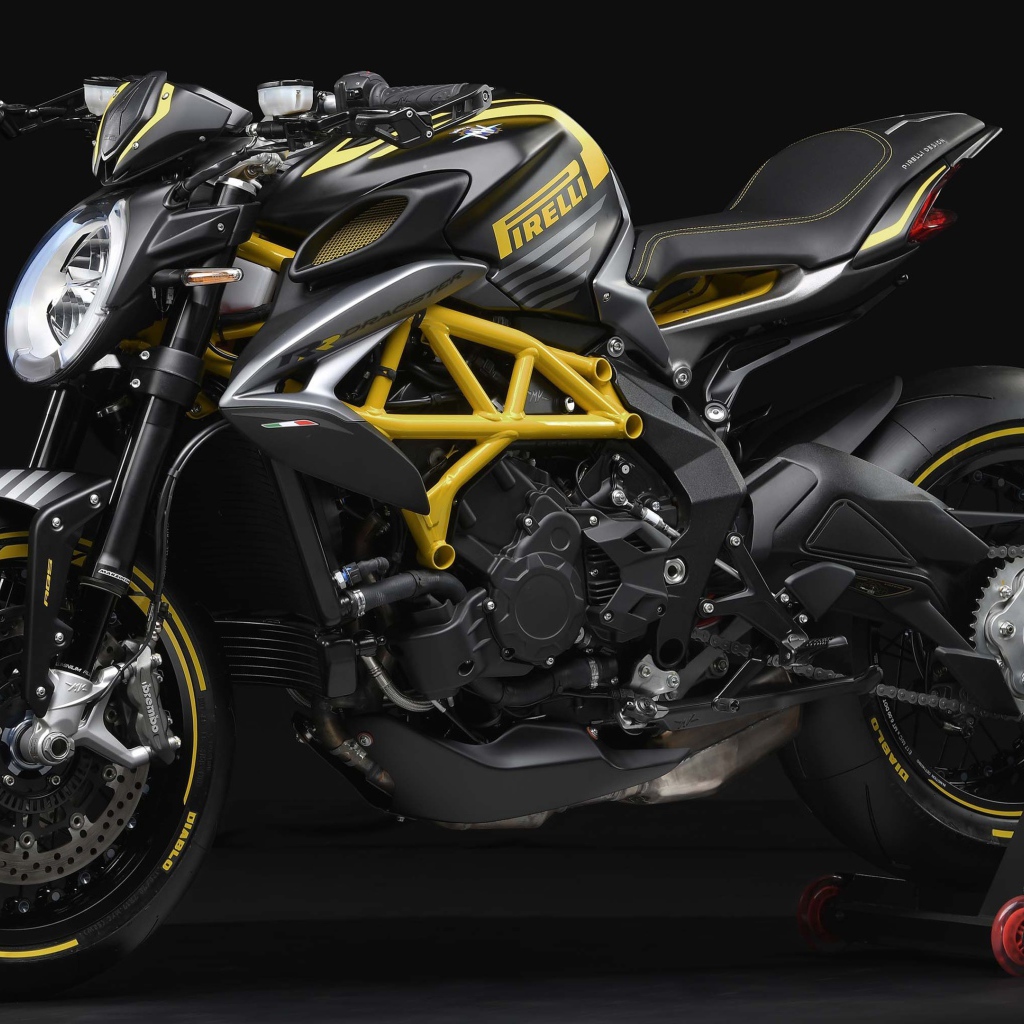 Спортивный мотоцикл Agusta Dragster 800 RR Pirelli 2018 года