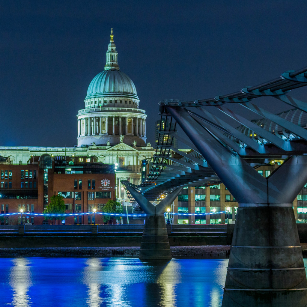 Собор Святого Павла у реки, Лондон. Англия