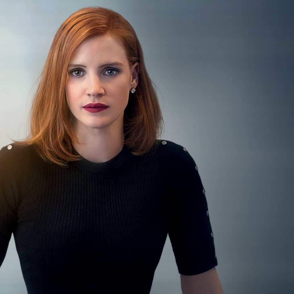 Актриса Джессика Честейн в черном наряде