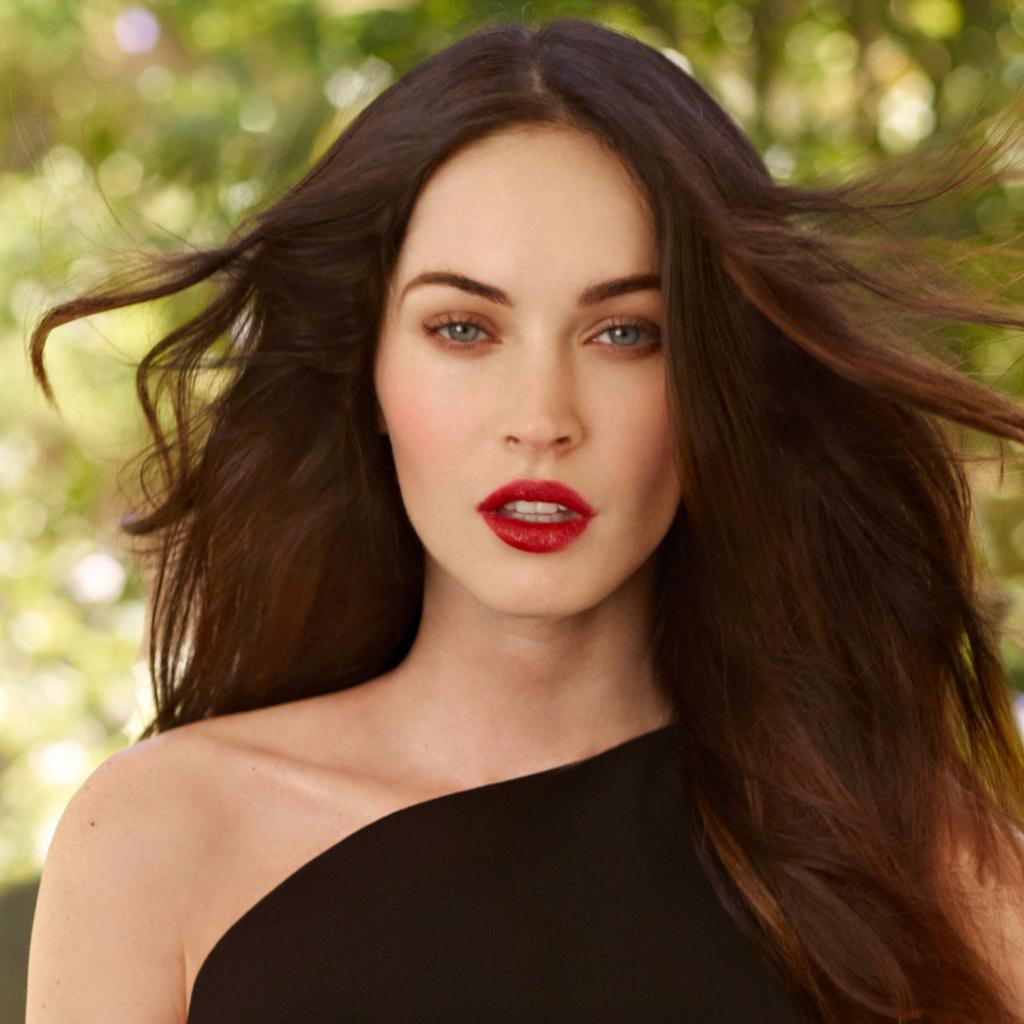 Яркая стильная актриса Меган Фокс