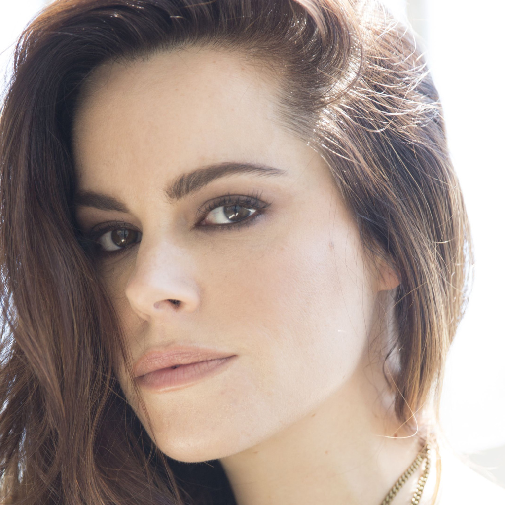 Канадская актриса Эмили Хэмпшир